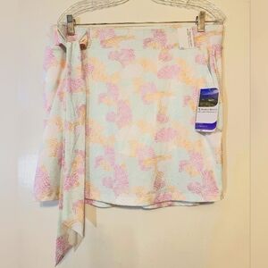 Pebble Beach Blue Glass Printed 16.5" Skort With BowDetails:Full Elastic waist